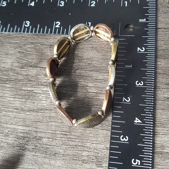 Mini Medallion Bracelet Round Medallion Bracelet Stretch B3424